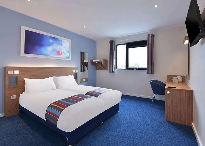 Travelodge Hotel 2*
